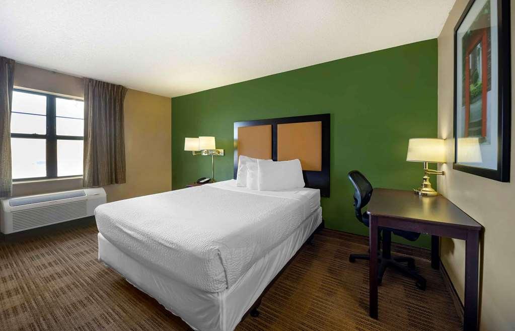 Extended Stay America Suites - Oklahoma City - Airport Room photo